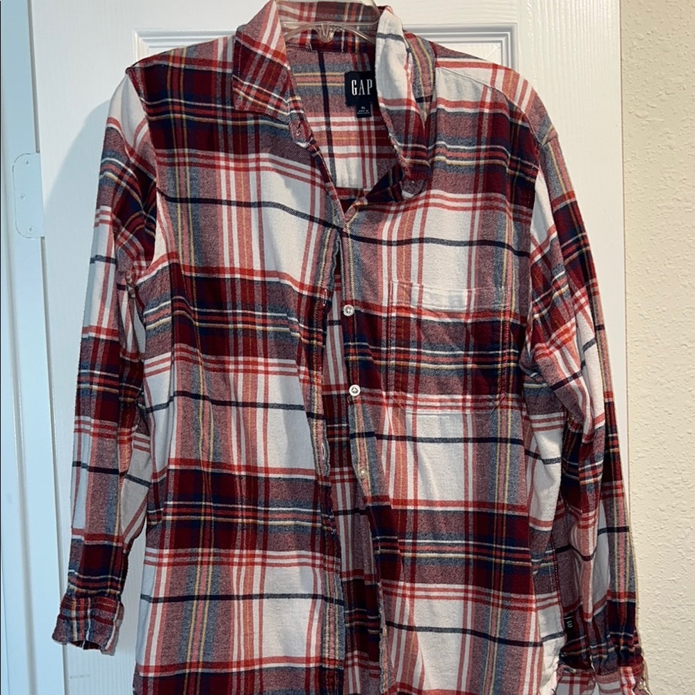 GAP Red and White Button Down Shirt Classic Plaid